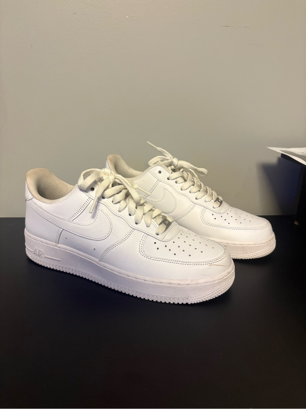 Classic White Nike Air Force 1 '07 Low Sneakers